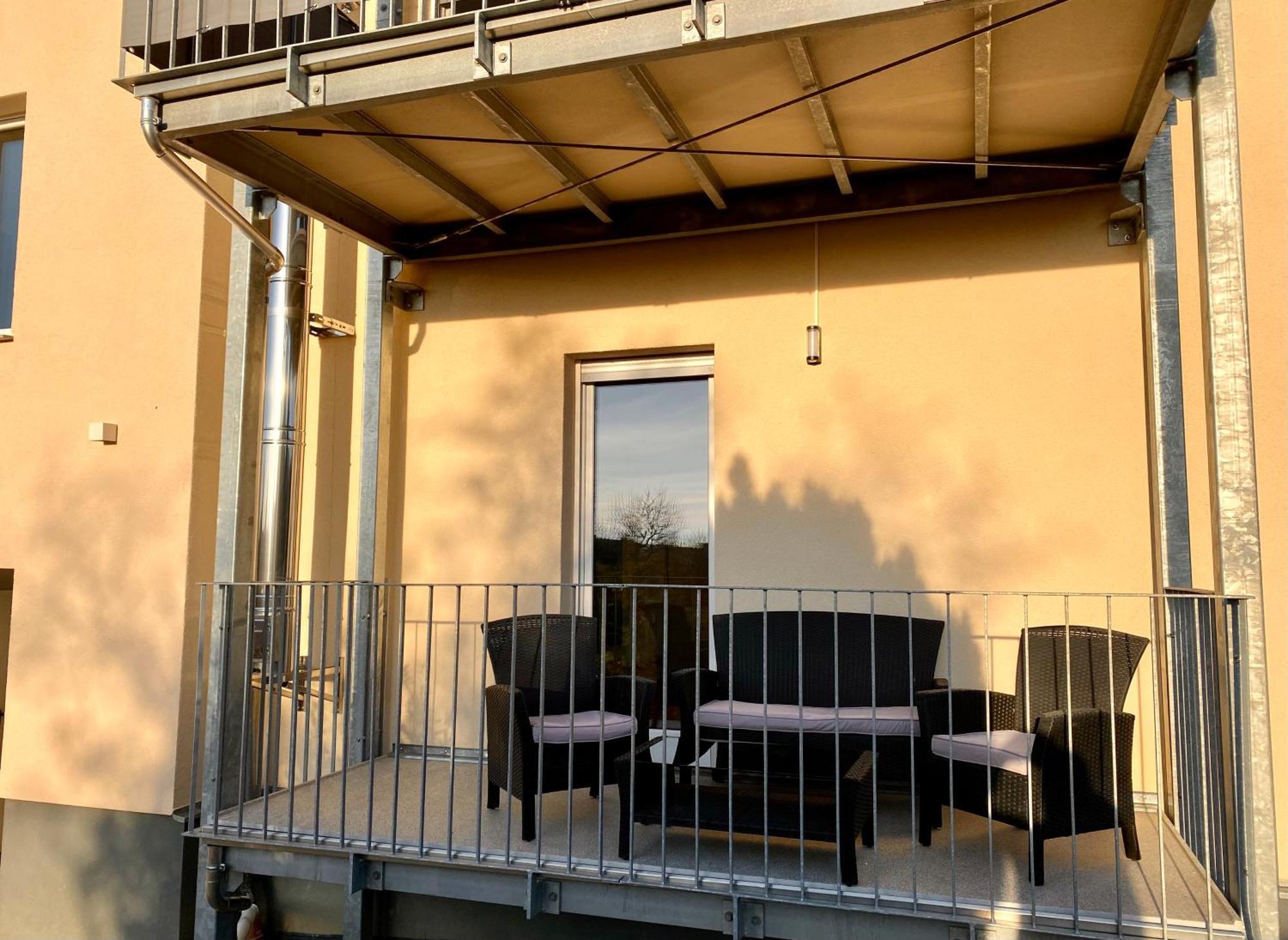 צוויקאו Hochwertige Ferienwohnung Mit 7Qm Balkon, Netflix, Kaffeeautomat, Rainshower Bad מראה חיצוני תמונה