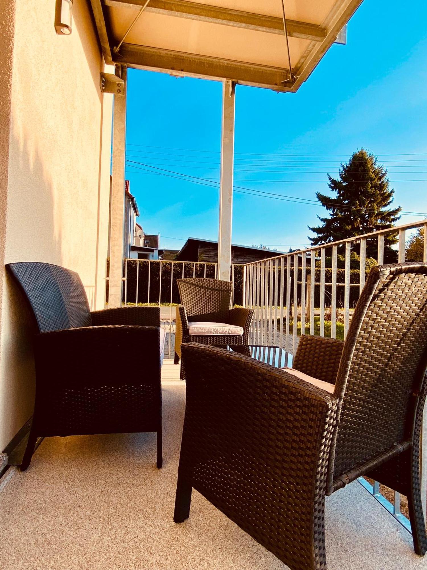 צוויקאו Hochwertige Ferienwohnung Mit 7Qm Balkon, Netflix, Kaffeeautomat, Rainshower Bad מראה חיצוני תמונה